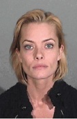 La infame foto policial para Jaime Pressly o "mugshot" como le dicen en inglès